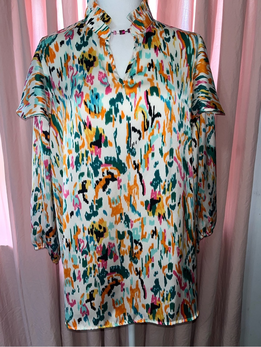 Abstract Print Ruffle Collar Women’s Top - White Multi